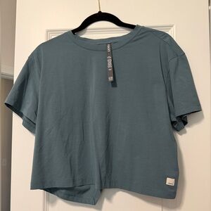 Bundle of 2 Vuori Tops